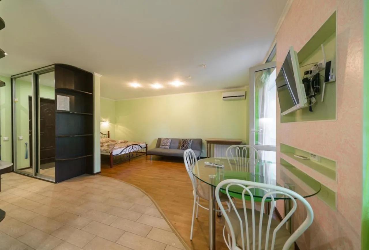 Iordanska Street Apartments location